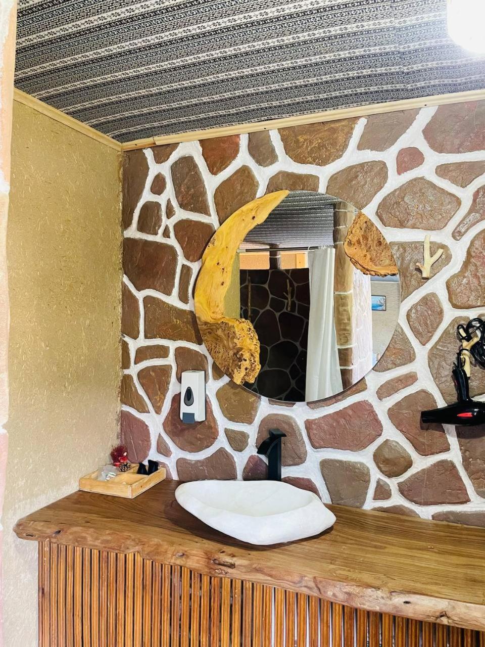 Guest House Amirhan Bokonbayevo Bagian luar foto