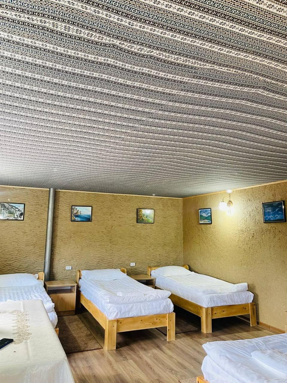 Guest House Amirhan Bokonbayevo Bagian luar foto