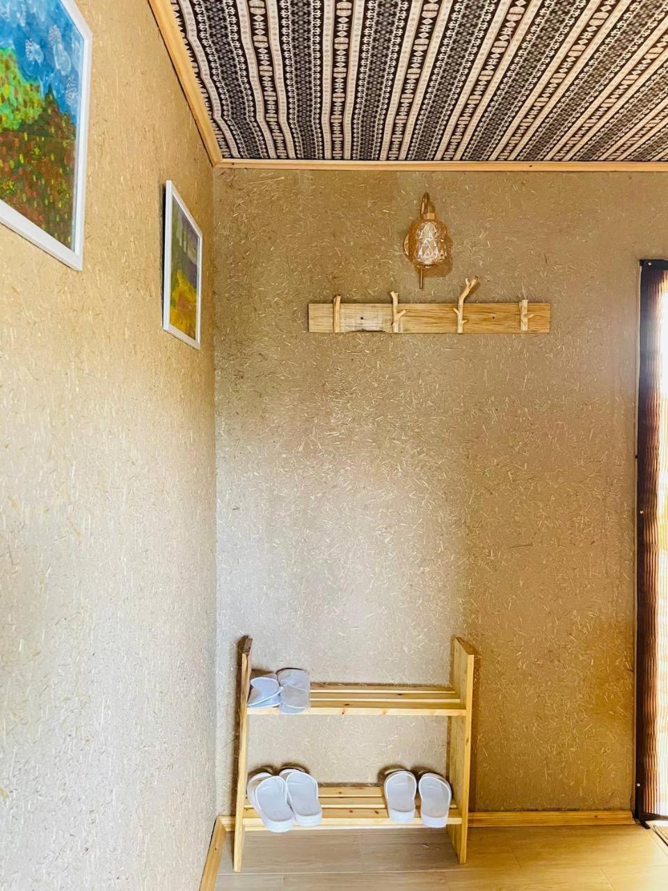 Guest House Amirhan Bokonbayevo Bagian luar foto
